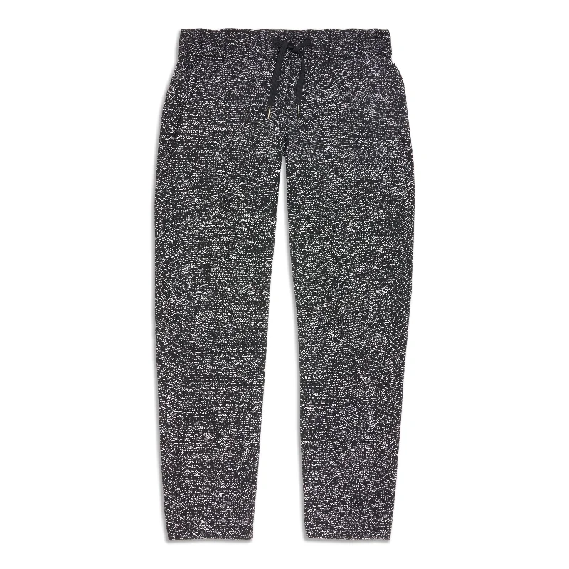 On The Fly Pant - Resale Stretch Fit Pants
