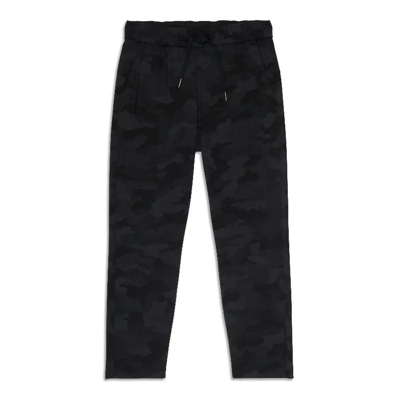 On The Fly 7/8 Pant - Resale Trendy Printed Leggings