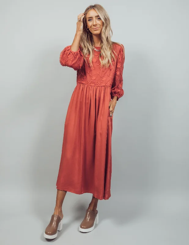 Annalise Embroidered Dress