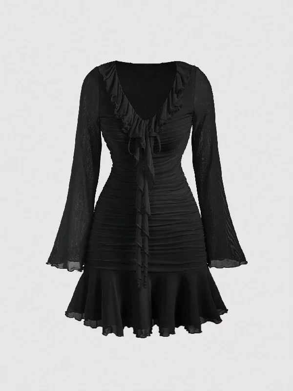 Queen of Wands  Ruffle Hem Flare Sleeve Dress