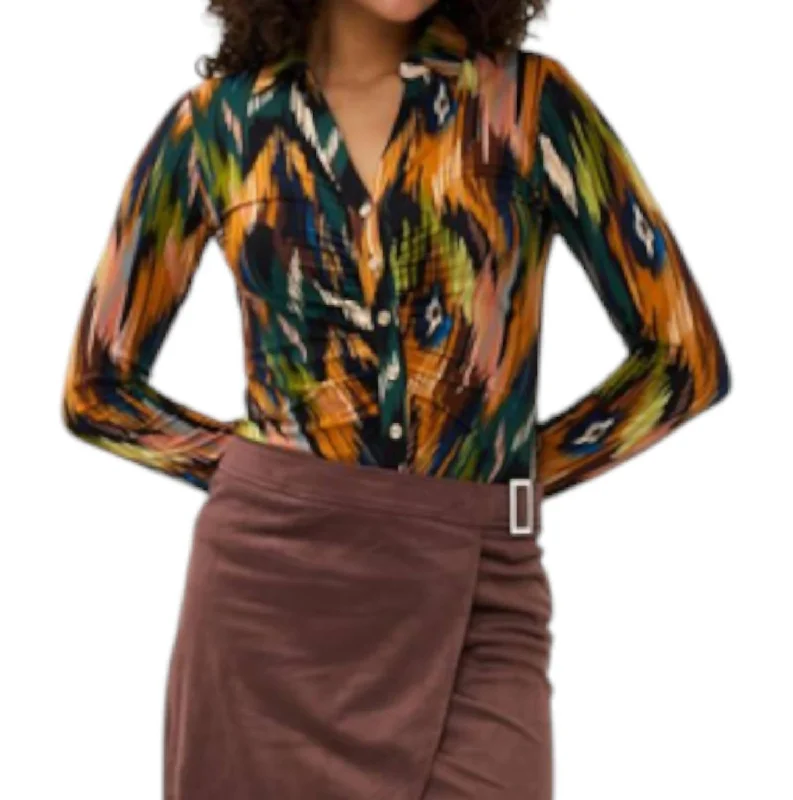 Gathered Blouse In Universal Lightning Textured Cotton Blouse
