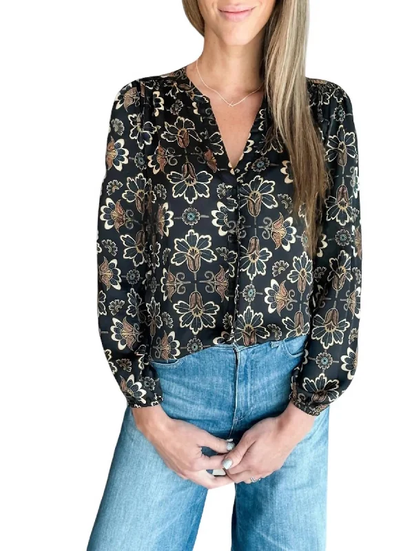 Jalen Long Sleeve Blouse In Dakota Chic Sleeveless Blouse