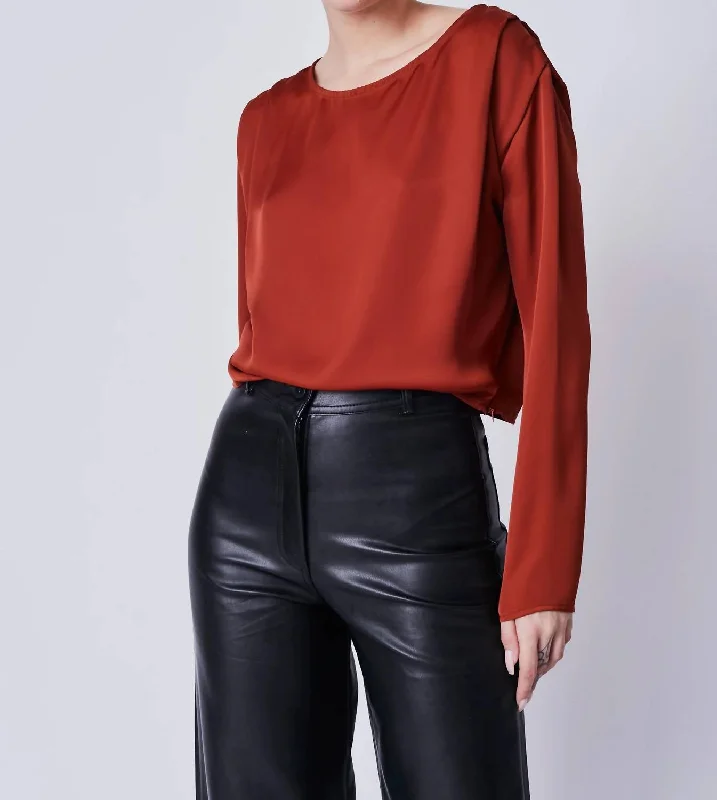 Piazza Blouse In Rust Chic Square Blouse
