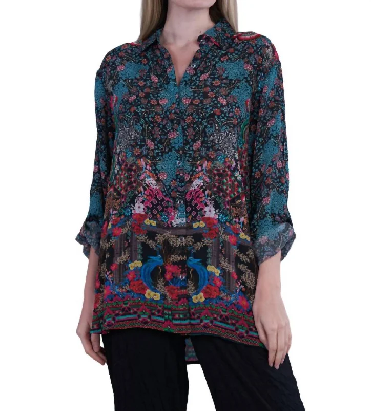 Sandee Print Classic Blouse In Black Sweetheart Neck Blouse