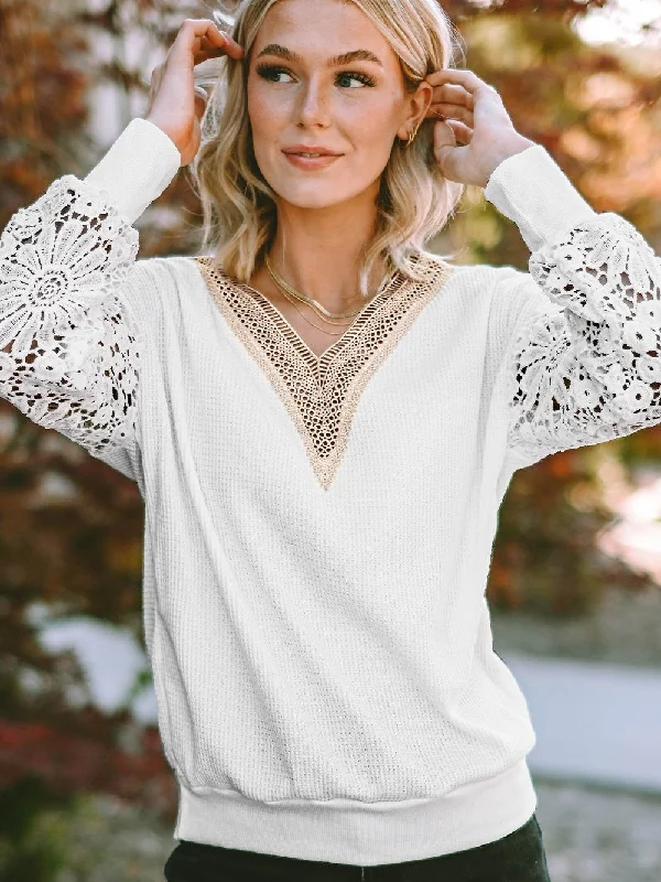 V-Neck Long Sleeve T-Shirt with Butterfly and Floral Print Zippered Buttoned Snapped