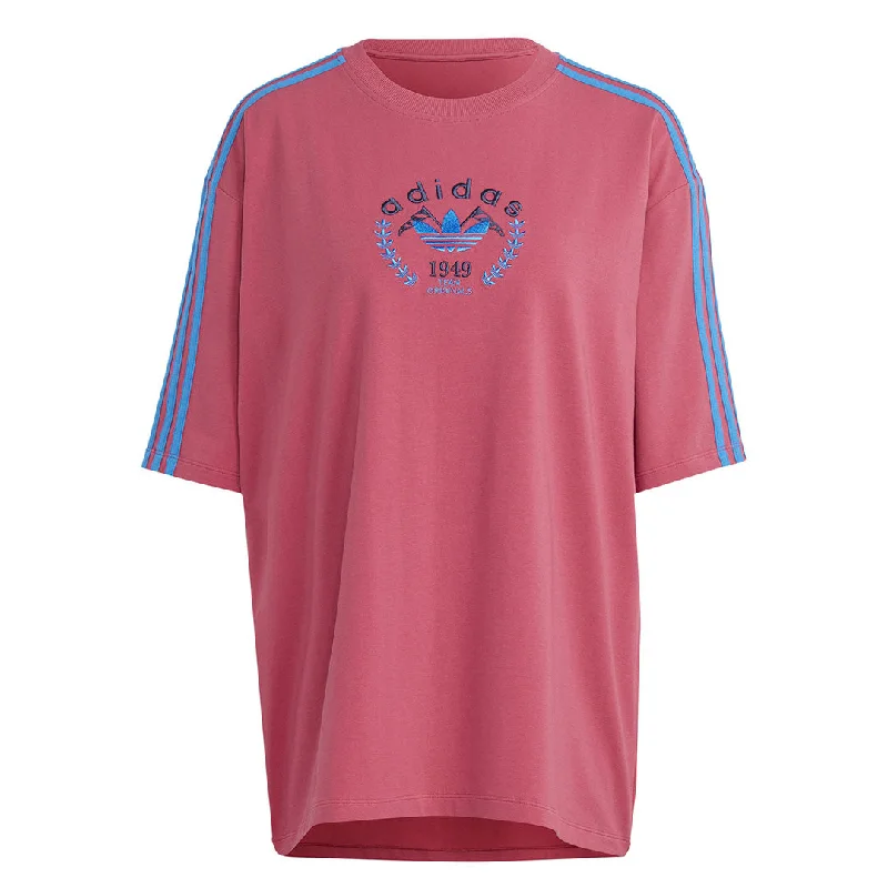 adidas - Women's Crest Embroidery T-Shirt (IJ8294) Graphic Embroidered Appliqued