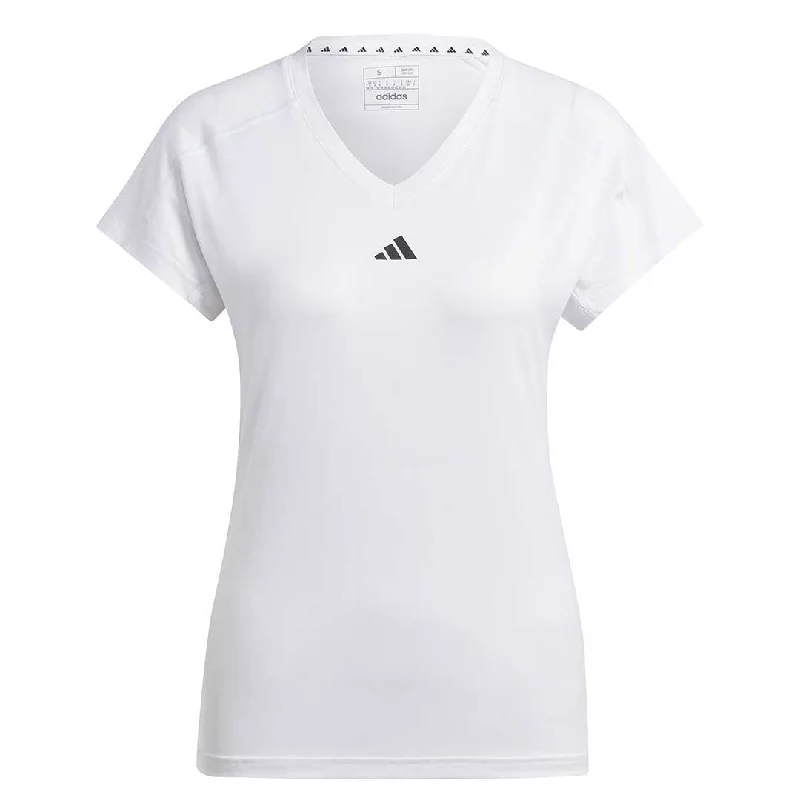 adidas - Women's Train Essentials V-Neck T-Shirt (HR7878) Basic T-Shirt Crew Neck Short Sleeve adidas - Women's Train Essentials V-Neck T-Shirt (HR7878) Basic T-Shirt Crew Neck Short Sleeve