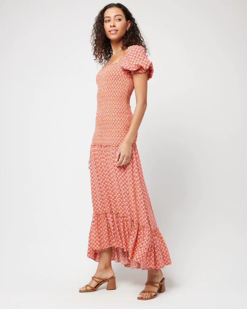 Smocked Maxi Dress in Daisy Print Fashionable Halter Neck Maxi Dress