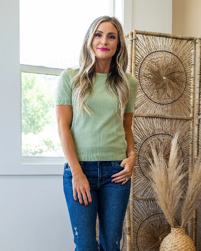 Harper Short Sleeve Sweater - Sage Tailored Straight A-Line