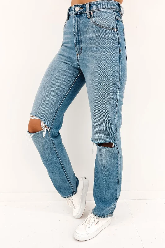 A 94 High Straight Jean Sylvie Rip Comfortable Zip-Up Skinny Jeans