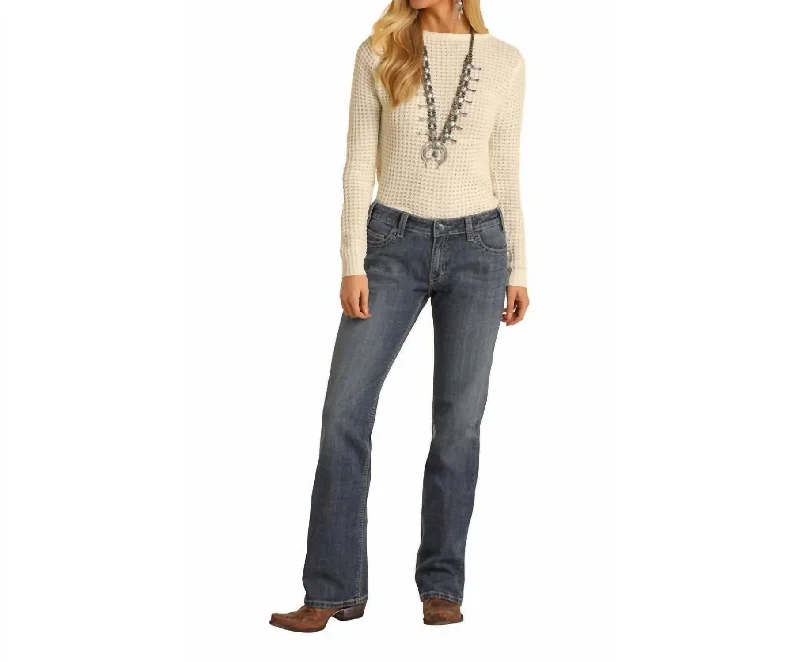 Relaxed Straight Leg Boyfriend Jeans In Medium Wash Comfortable Straight-Legged Denim Relaxed Straight Leg Boyfriend Jeans In Medium Wash Comfortable Straight-Legged Denim